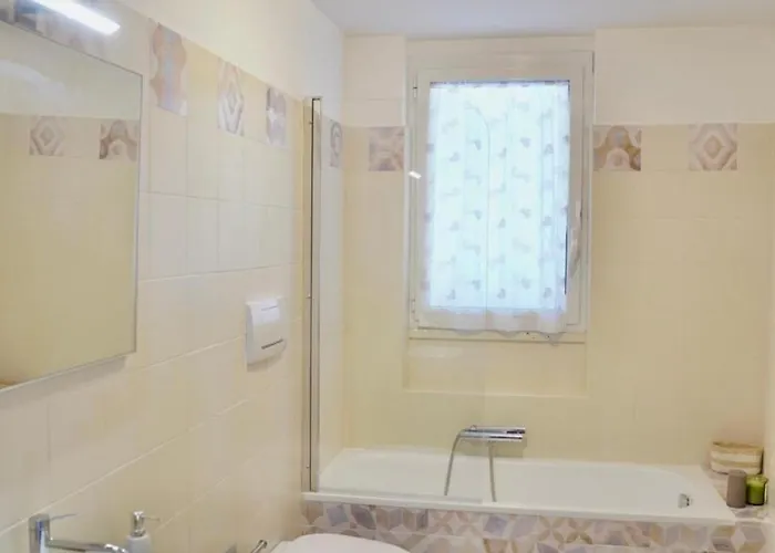 Domus Arvali Apartment *